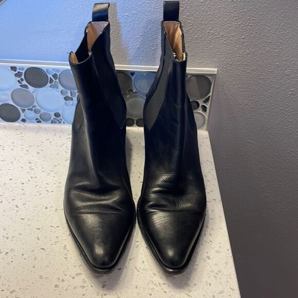 MICHAEL Kors woman’s black leather ankle boots - Picture 1 of 11